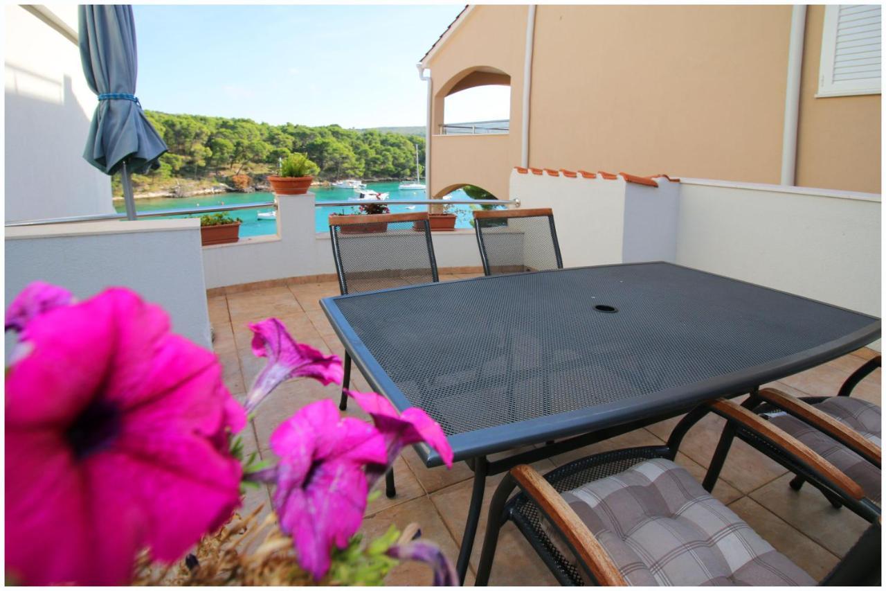 Apartments Elvis Primošten Extérieur photo