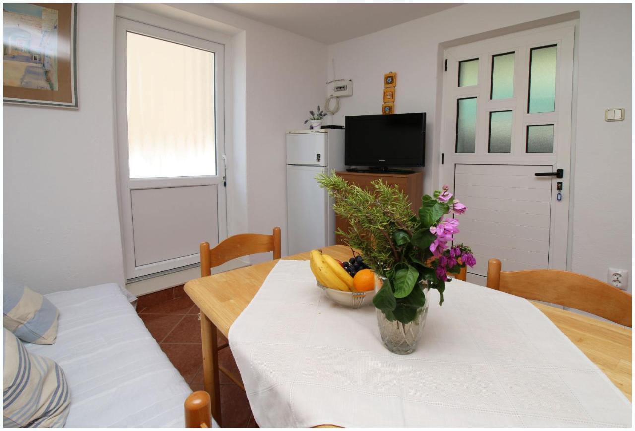 Apartments Elvis Primošten Extérieur photo