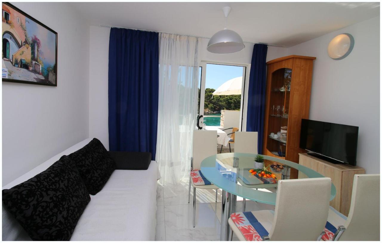 Apartments Elvis Primošten Extérieur photo