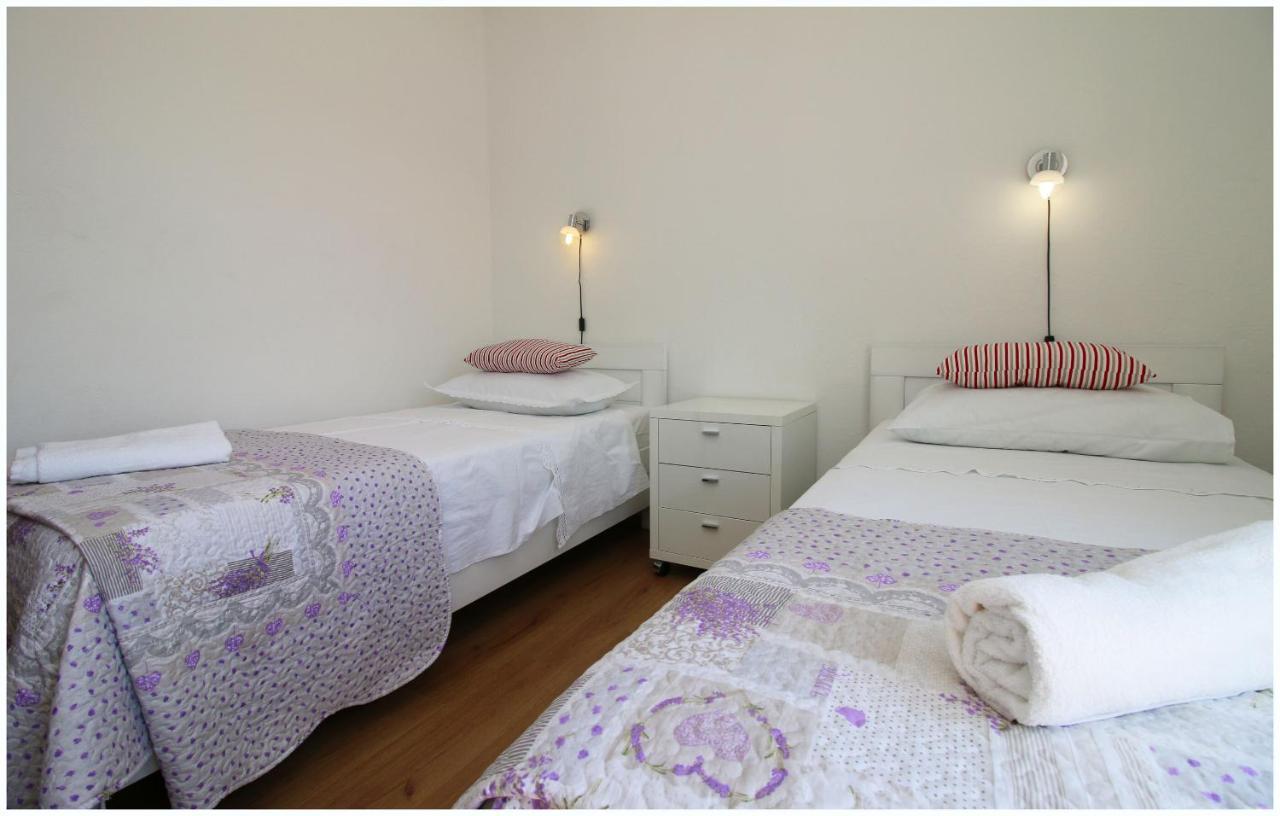Apartments Elvis Primošten Extérieur photo